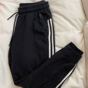 Adidas Cropped Sweatpants
